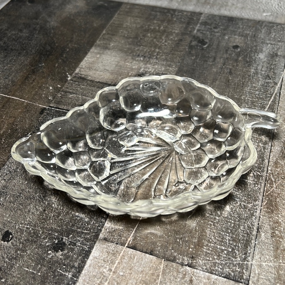 Vintage Clear Glass Cluster of Grapes Dish